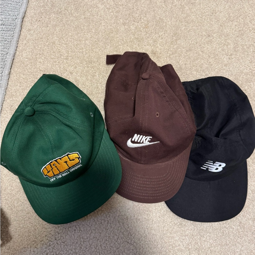 Lot of 3 Hats. New balance, Nike, Vans